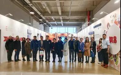 社科賽斯考研總裁、黨支部書記李發(fā)進(jìn)，受邀走進(jìn)網(wǎng)易參觀交流！