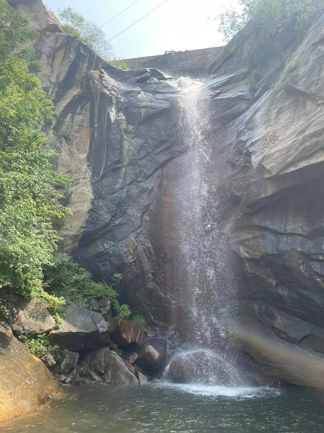 立足當(dāng)“夏”，覓清涼 