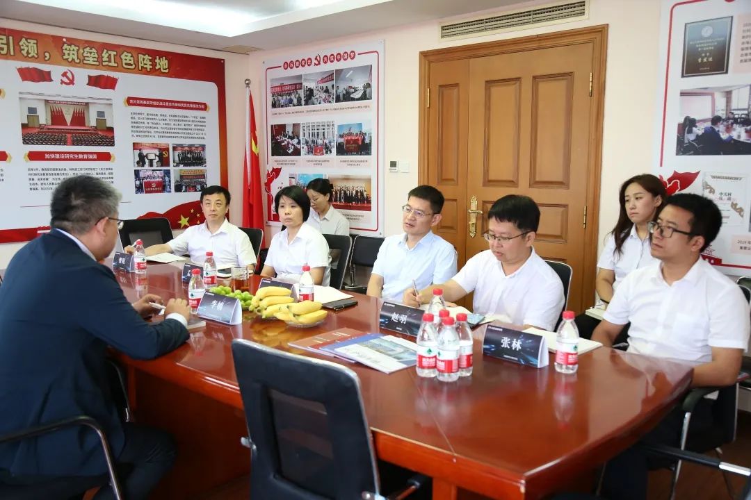 熱烈歡迎中歐國際工商學(xué)院DBA項目負責(zé)人李楠蒞臨社科賽斯考研！